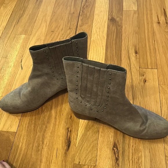 A2 By Aerosoles Shoes - A2 by Aerosoles Gray Suede bootie
